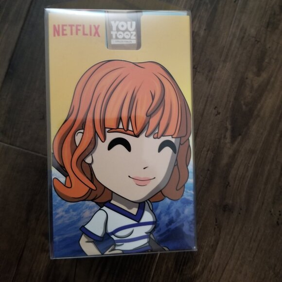 Youtooz One Piece Nami Vinyl Figure (Limited Edition) - Picture 6 of 9